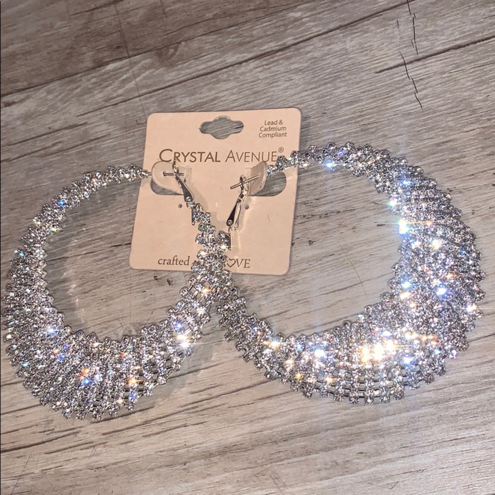 Women’s Pair Earrings